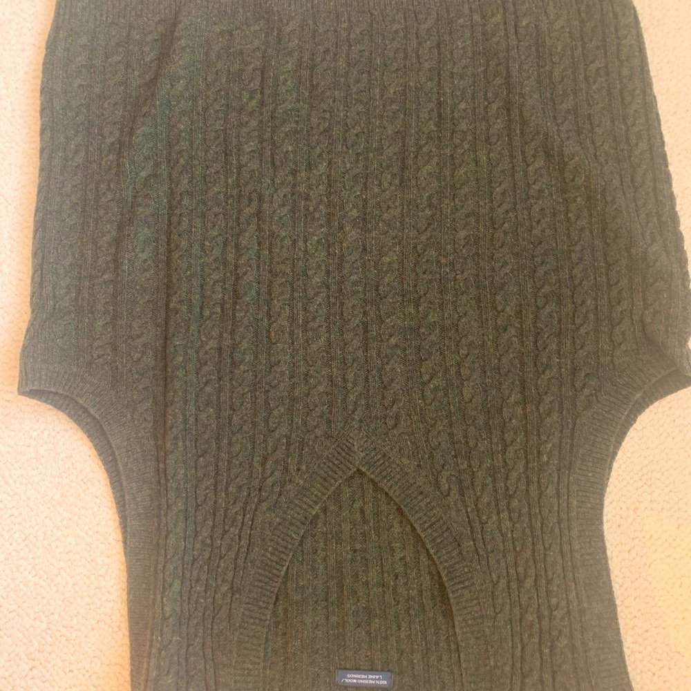 Men's Olive Cable Knit Vest